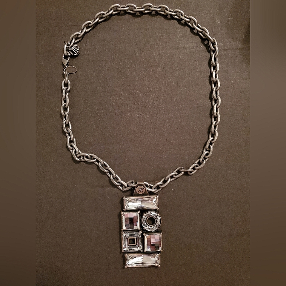 NWOT Women's MYKA Crystal & Silver Metal Pendant Necklace